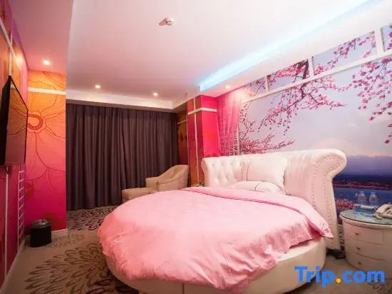 Номер Luxury в Ai Qin Hai Hotel Chain