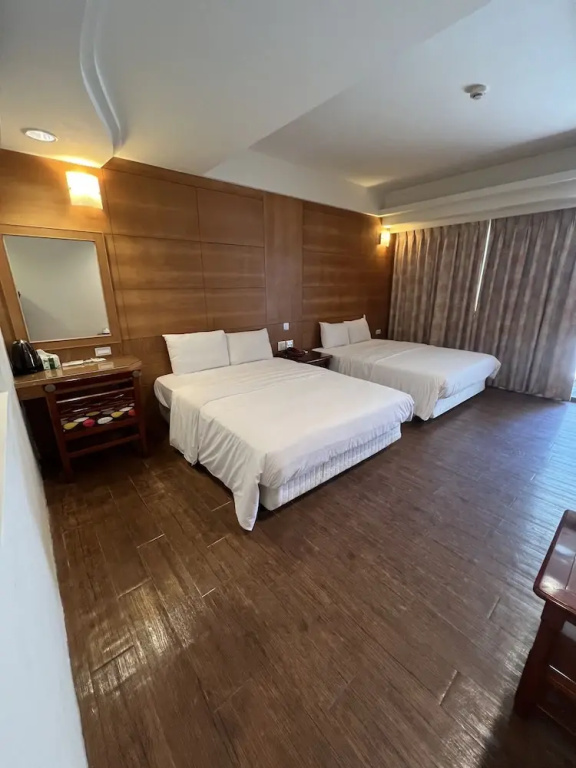 Business Quadruple room