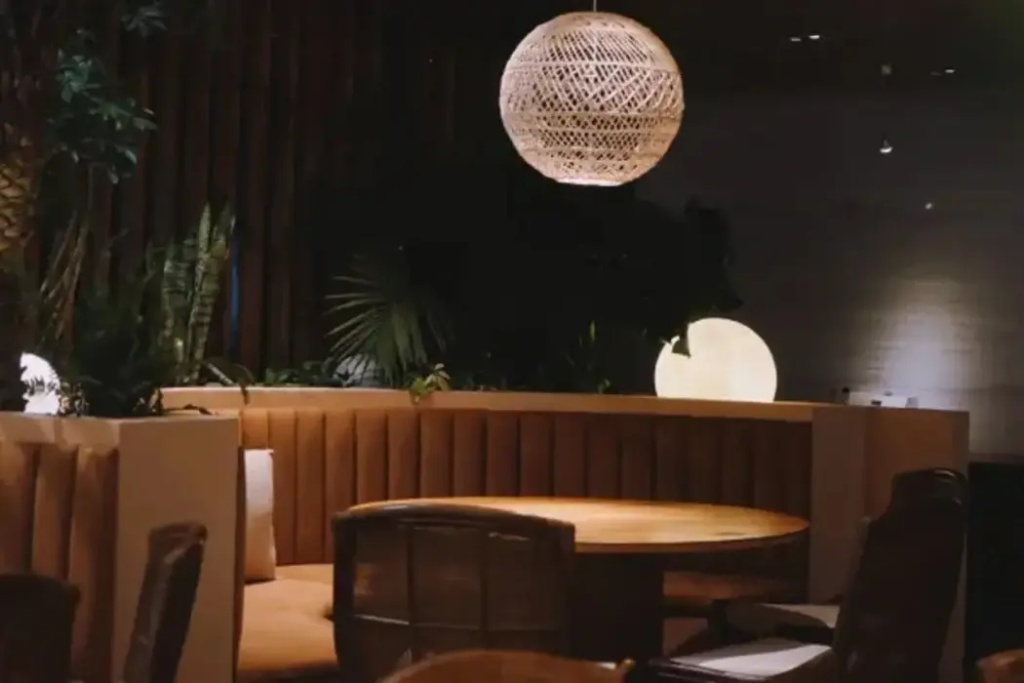 Food & Beverage