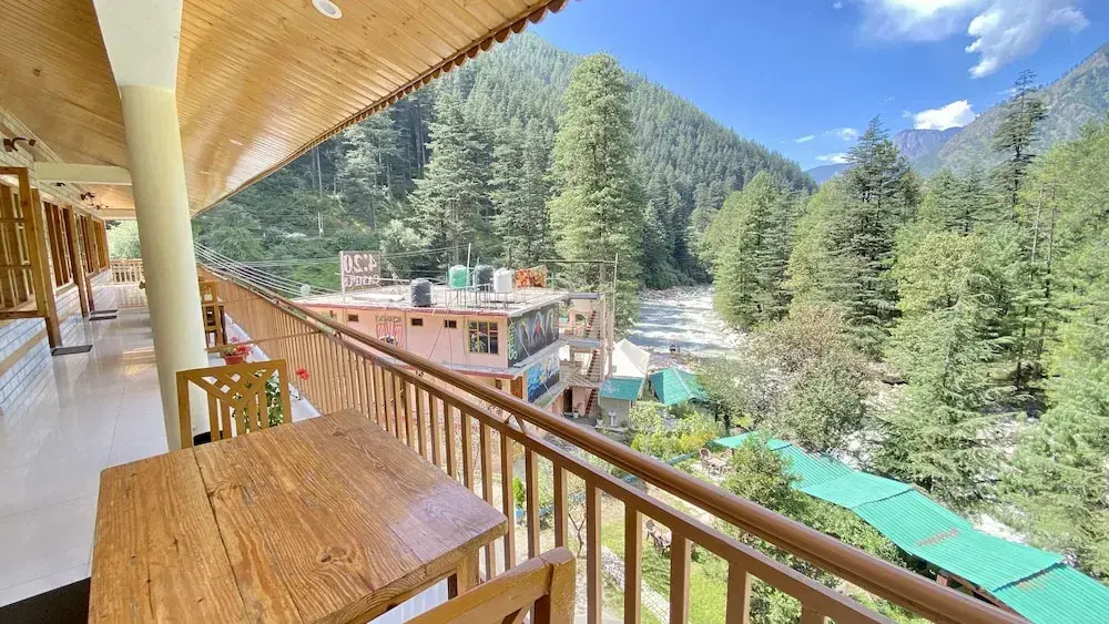 Balcony & Terrace