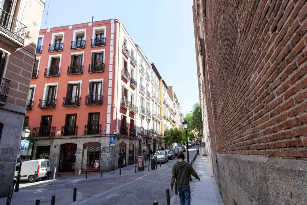 Apartamentos Day Madrid BALLESTA Centro Gran Via Sol Malasaña