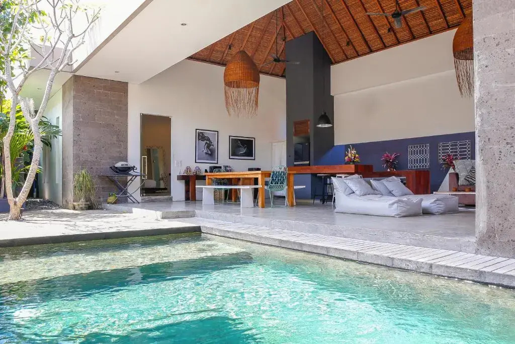3 Bedrooms Villa