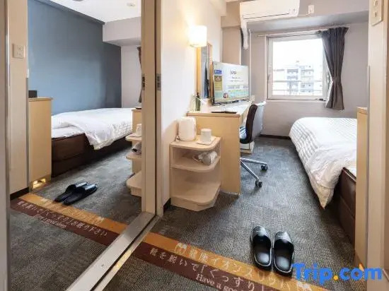 Двухместный семейный номер Standard 2 отдельные кровати в Natural Hot Springs Spa Hotel Hananoi Osaka