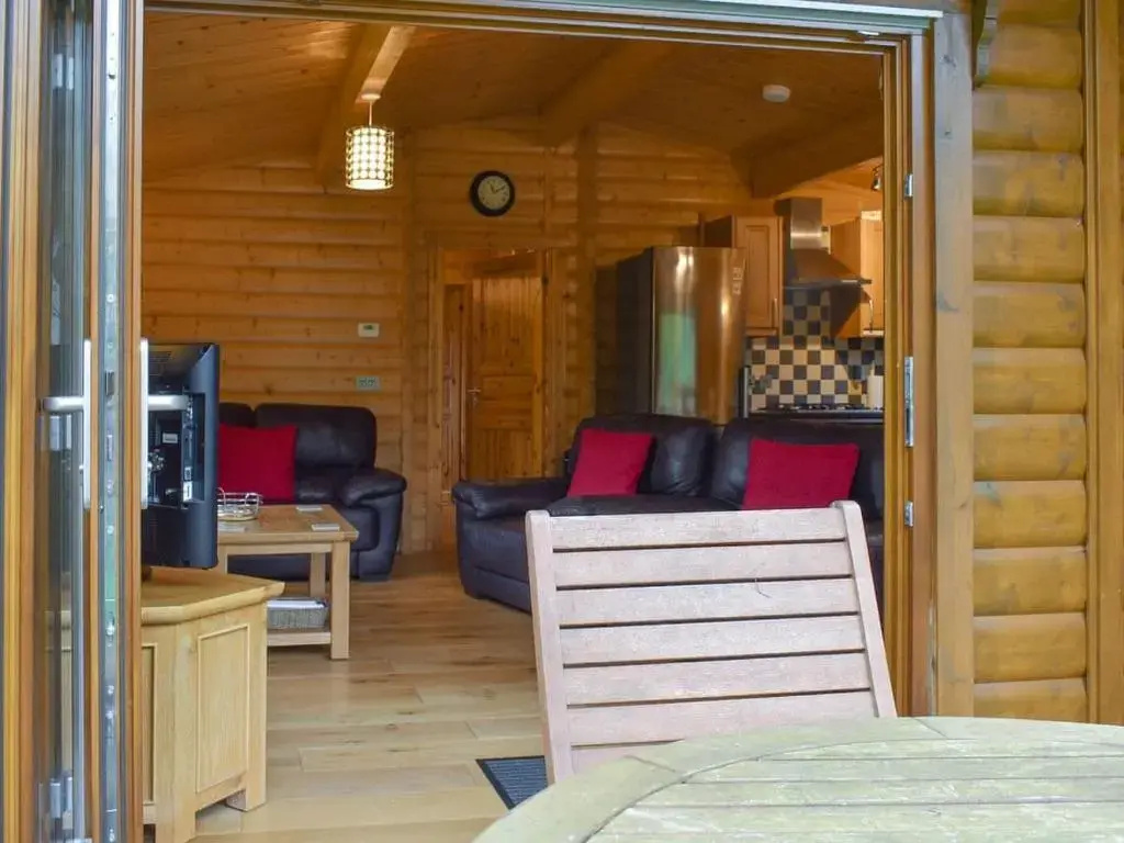 Viaduct Fishery Holiday Lodges