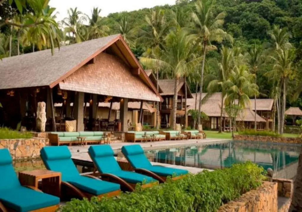 Beach & Waterfront
