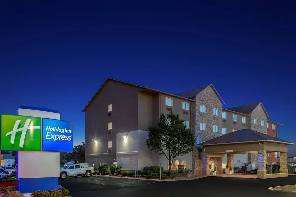 Holiday Inn Express Hotel & Suites Ex I-71/Oh State Fair/Expo Ctr