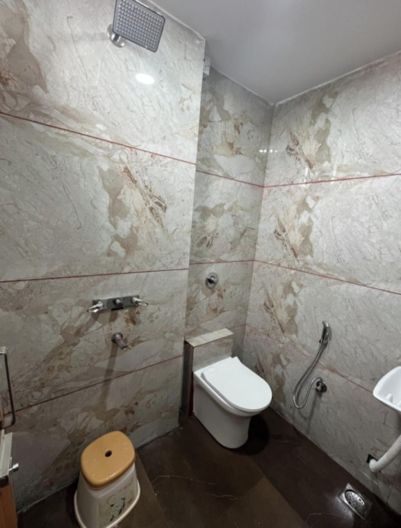 Standard Double room with city view (full double bed)