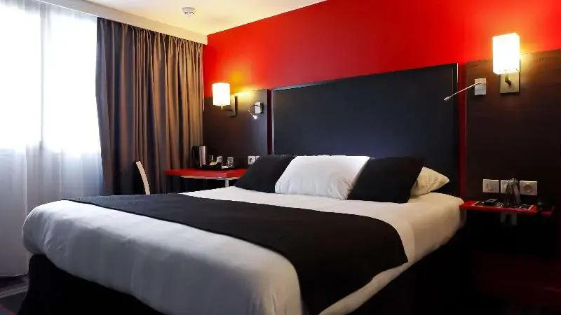 Kyriad Lyon Sud Sainte Foy - Chambres