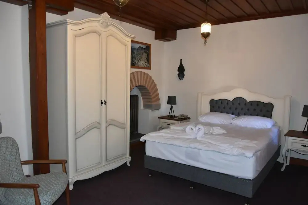 Tarihi Tashan Otel