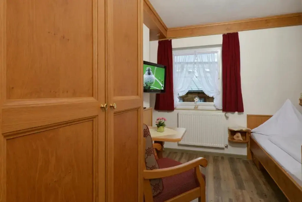 Hotel Edelweiß - Chambres