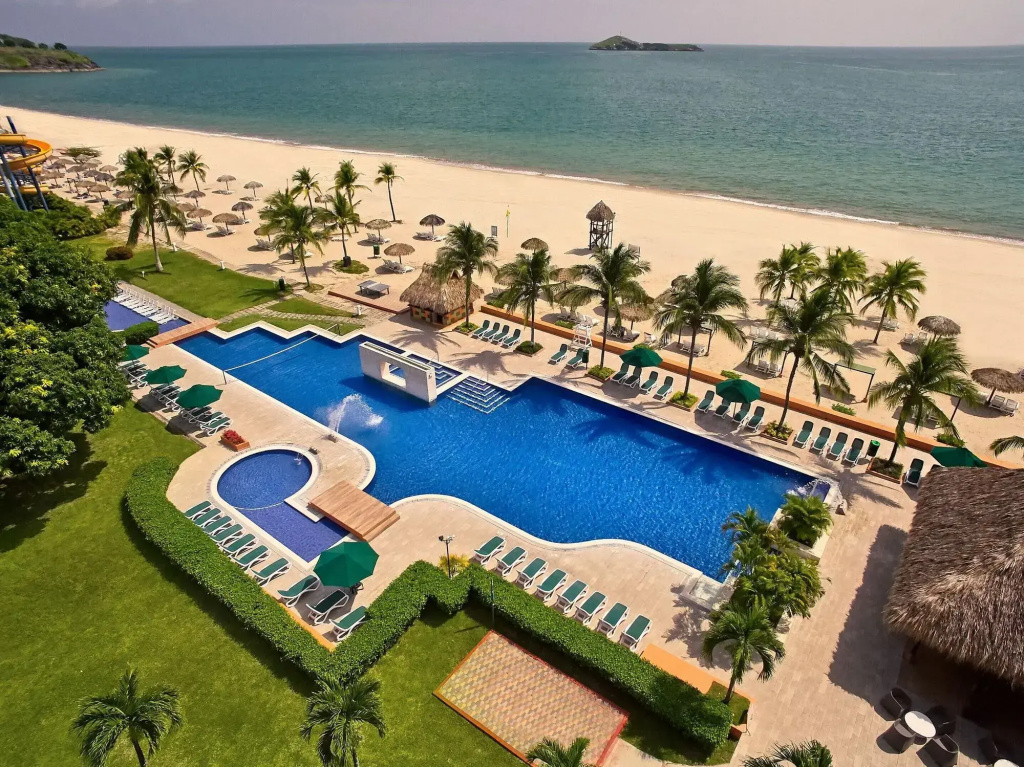 Beach & Waterfront