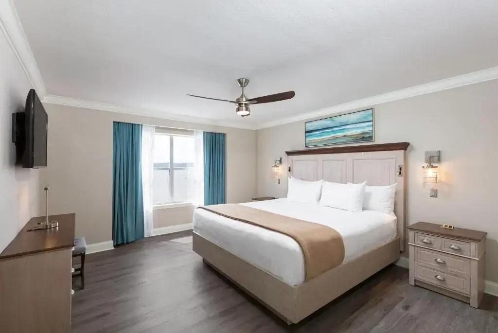 2 Bedrooms Villa with lake view