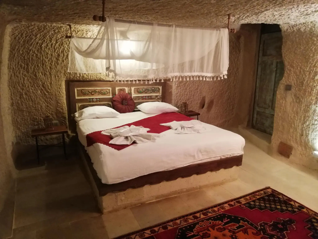 Comfort room