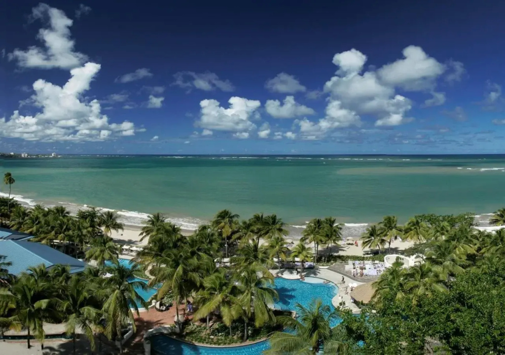 Beach & Waterfront