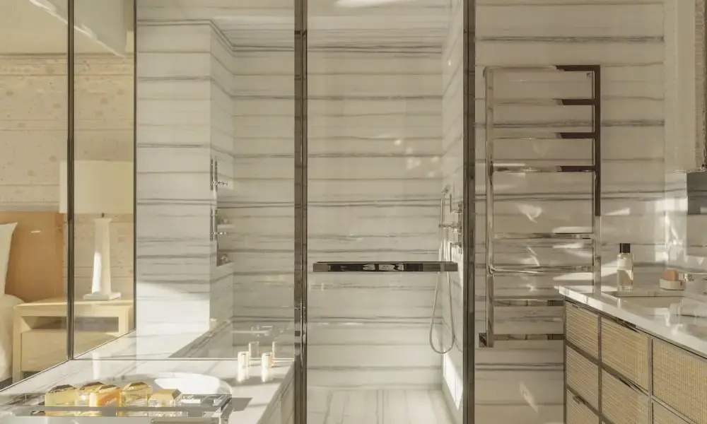 Cheval Blanc Paris 6