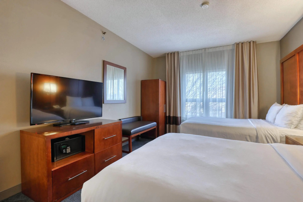 Quadruple Suite