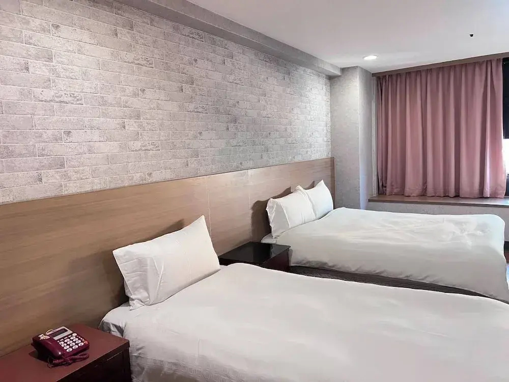 Economy room