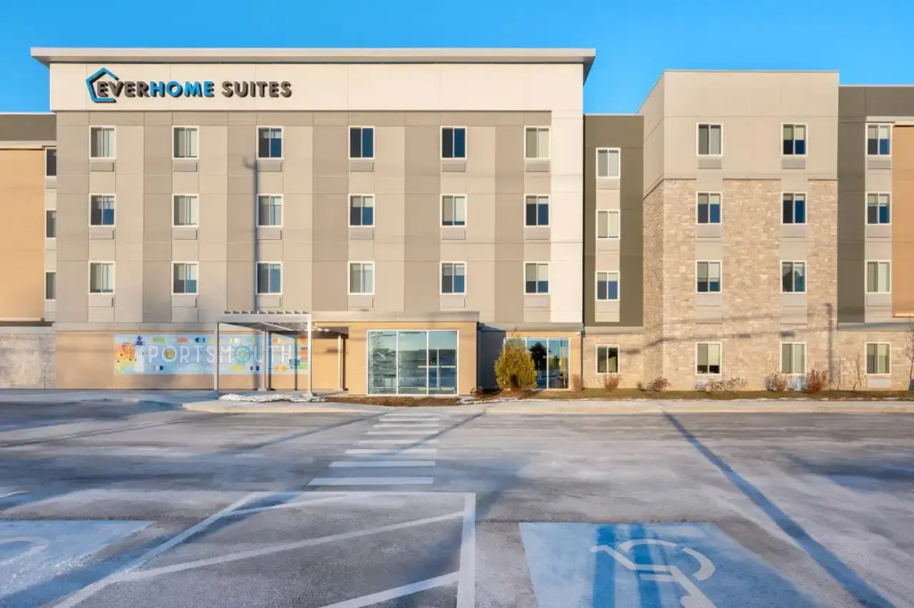 Everhome Suites Portsmouth - Newington by Choice Hotels