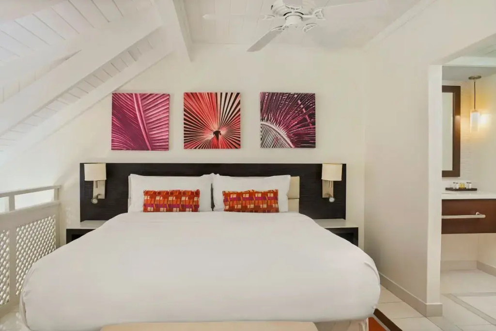 1 Bedroom Double Duplex Suite with garden view (full double bed)