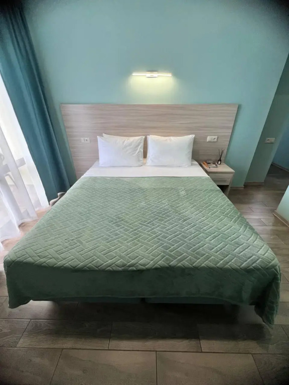 Двухместный номер Comfort с балконом двуспальная кровать в АрЛен