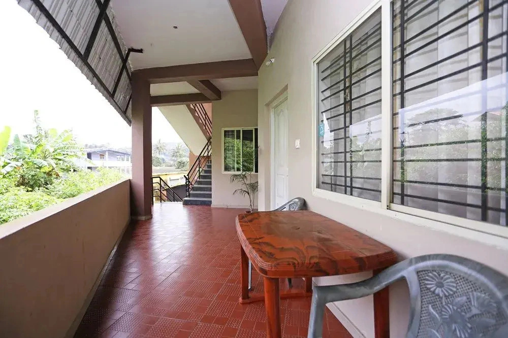 OYO 9376 Home Cozy 2 BHK Madikeri Fort