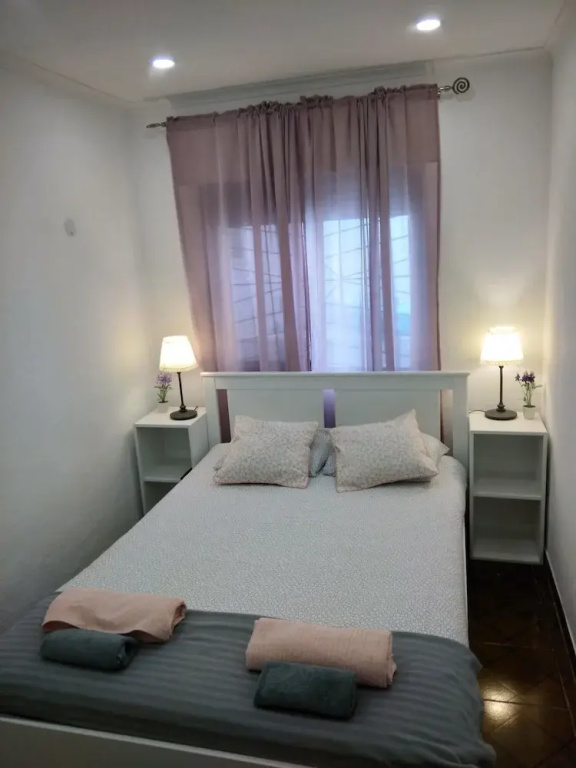 2 Bedrooms Basement Apartment