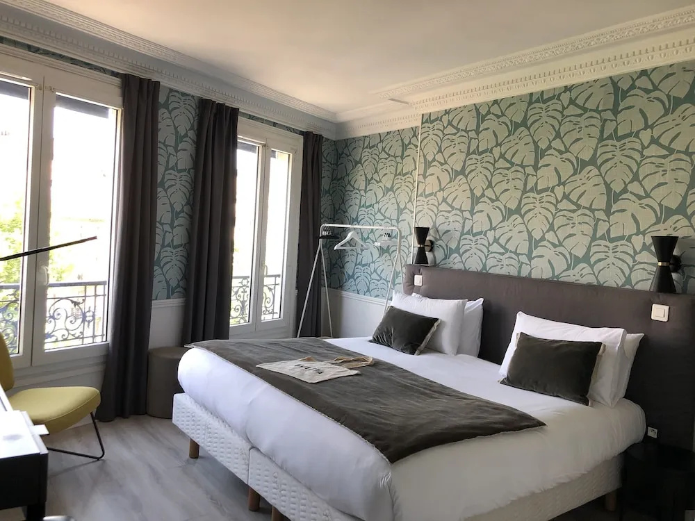 Hôtel Prony Monceau 74