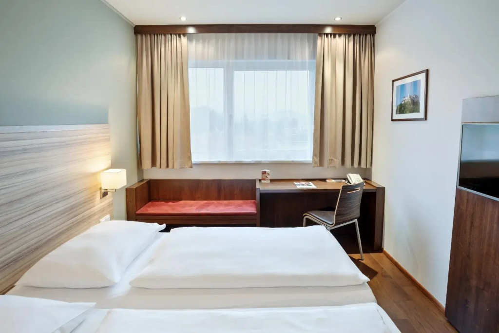 Four Points Flex by Sheraton Salzburg Messe - Général