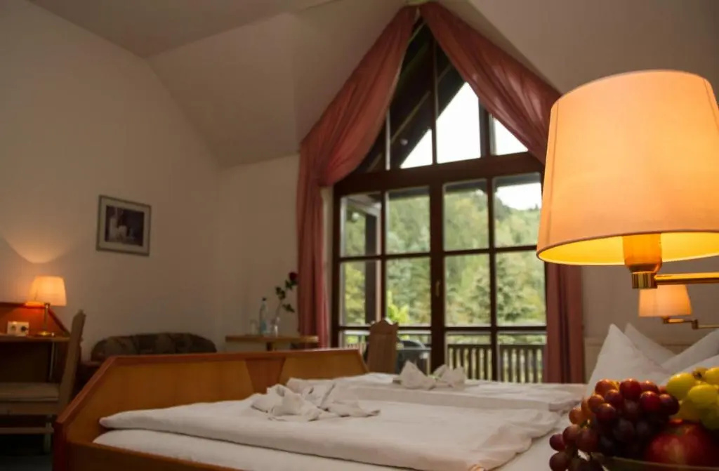 Hotel Schwarzbeerschänke - Chambres