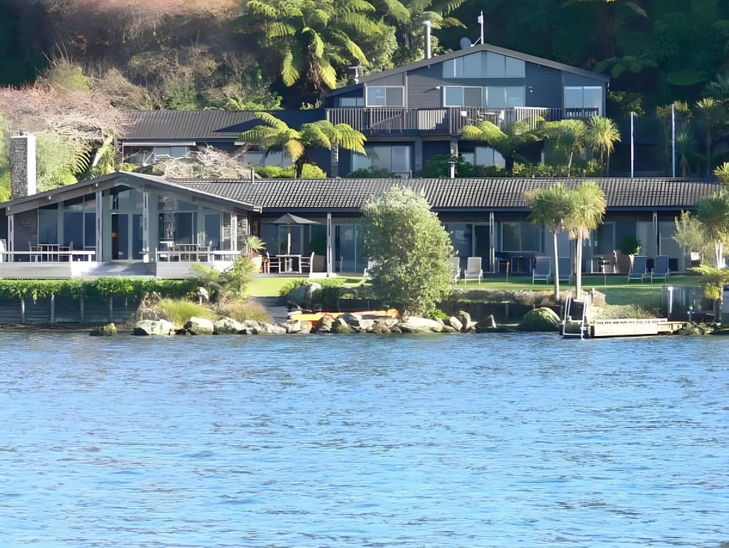 Koura Lodge