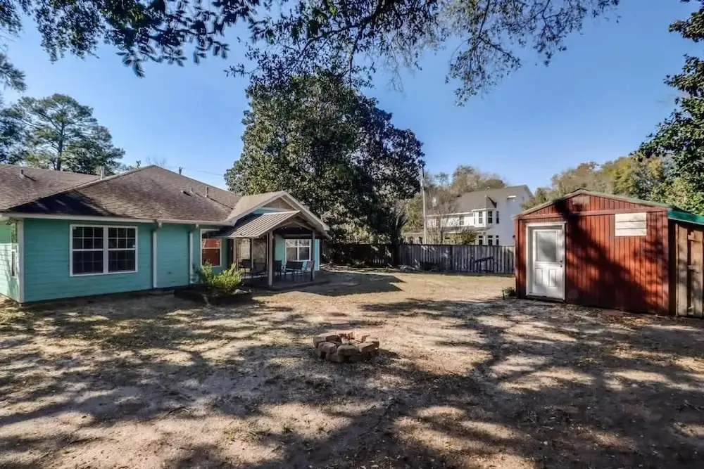 The Gulf Breeze Getaway