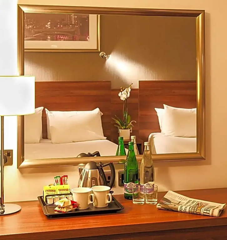 Leonardo Hotel Leeds Room Type - Superior Triple Room