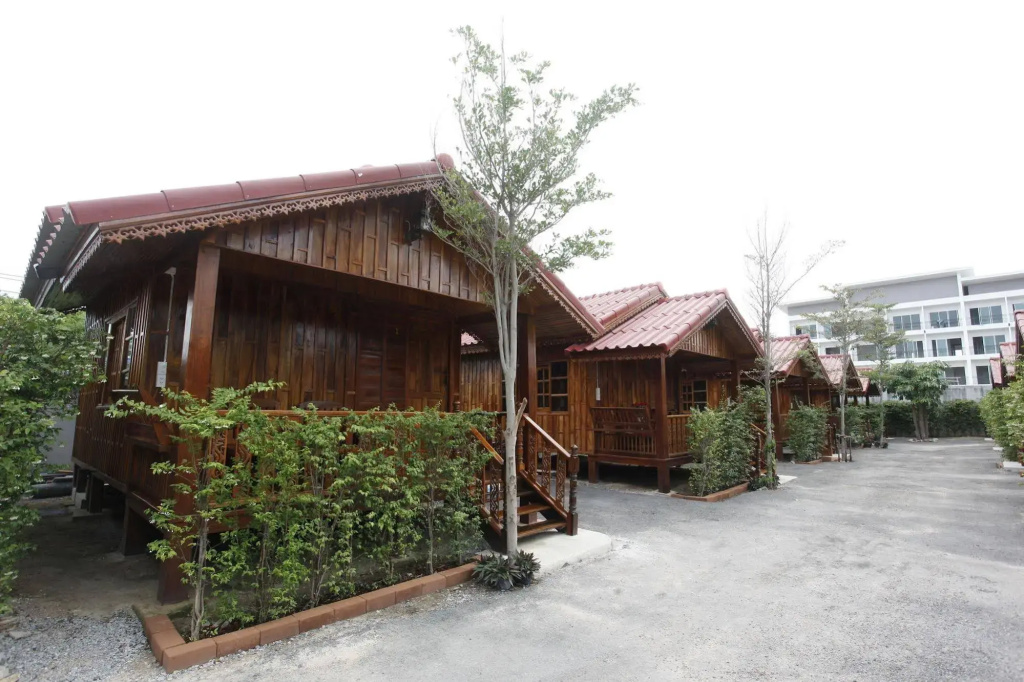 Huahin Laplae Resort