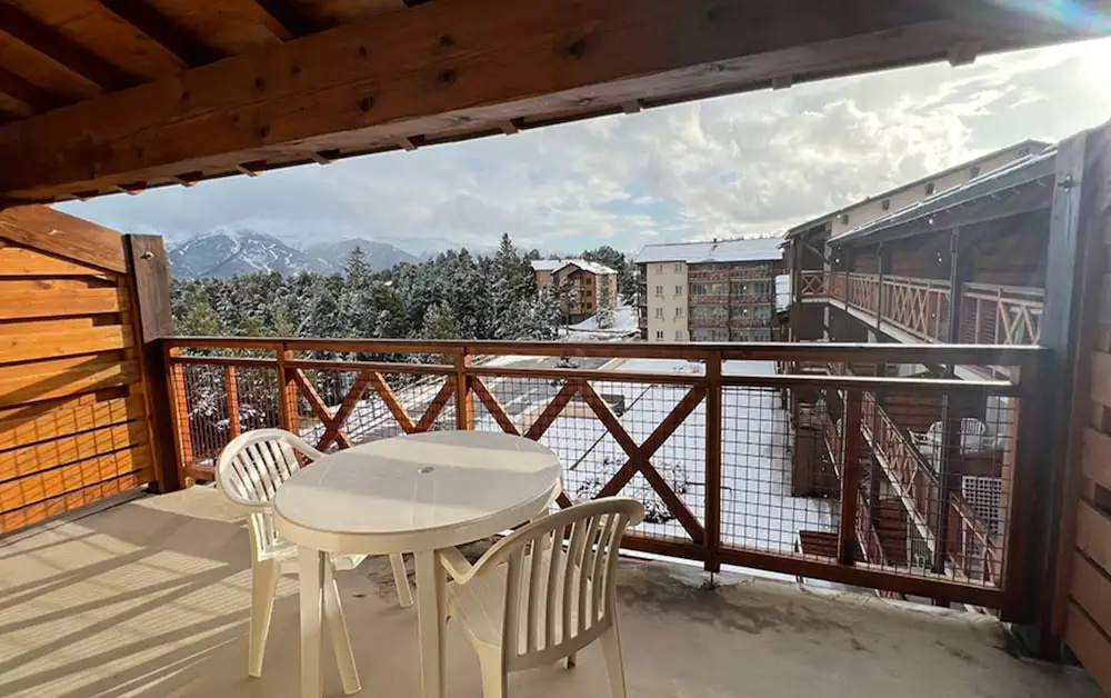 Mountain-view 6-persons Apartment