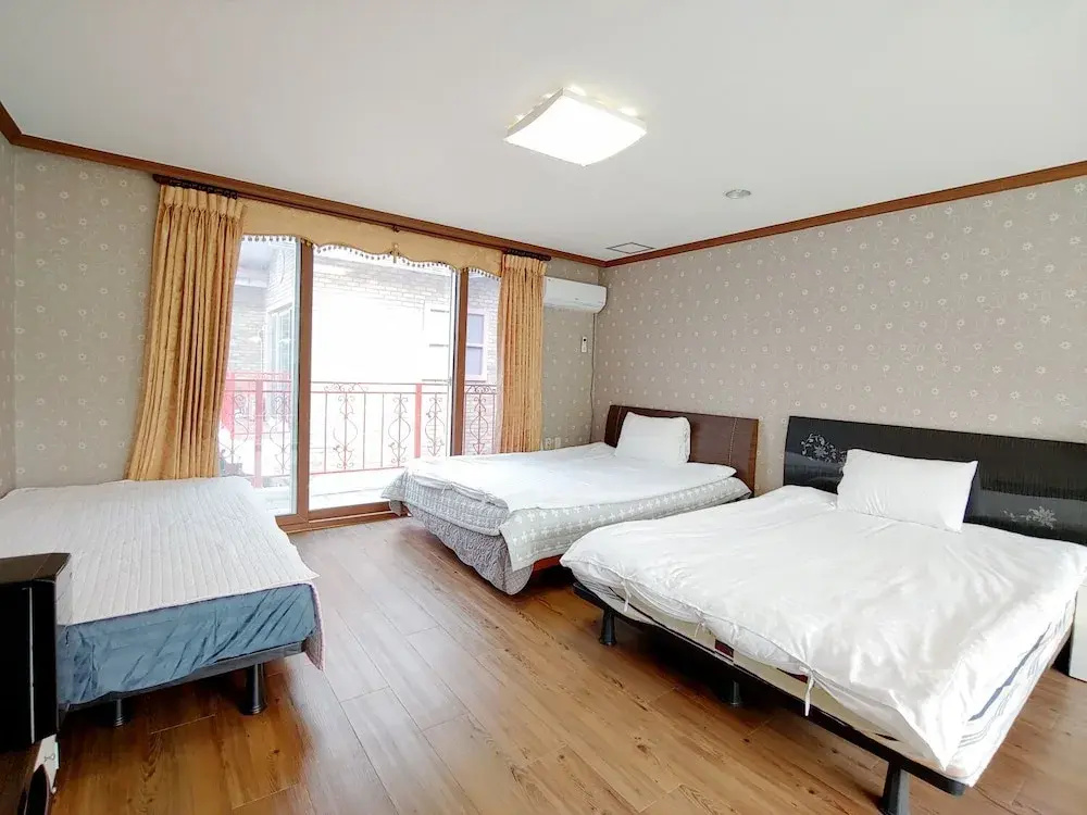 Standard Family Duplex room