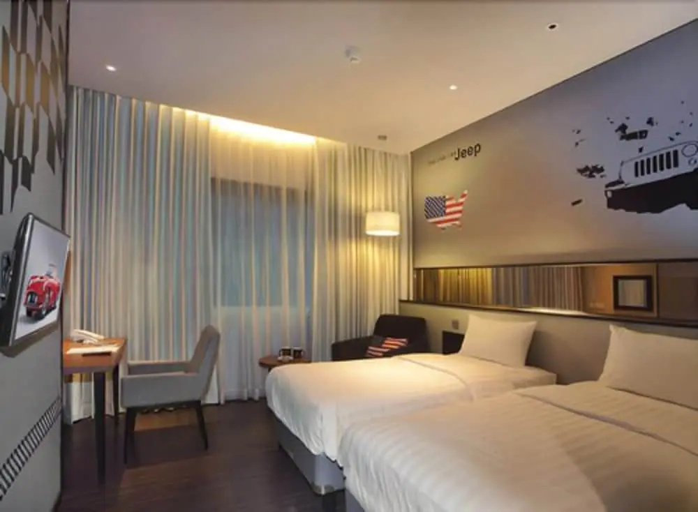 Deluxe Double room (twin beds)