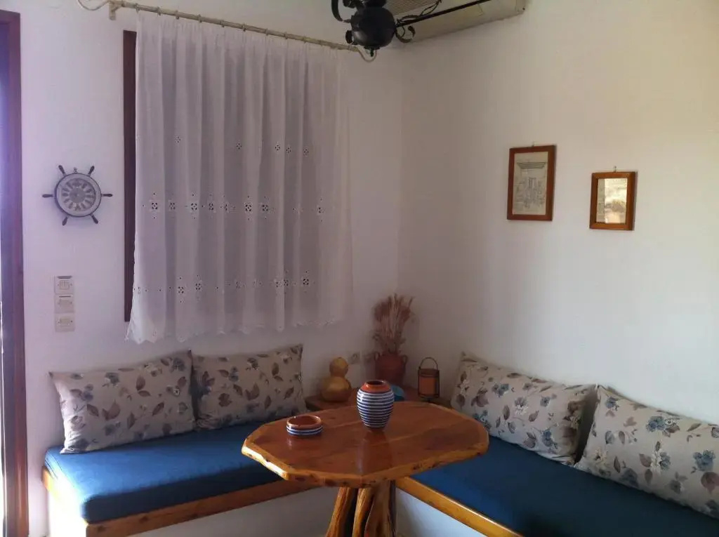 Studio with sea view