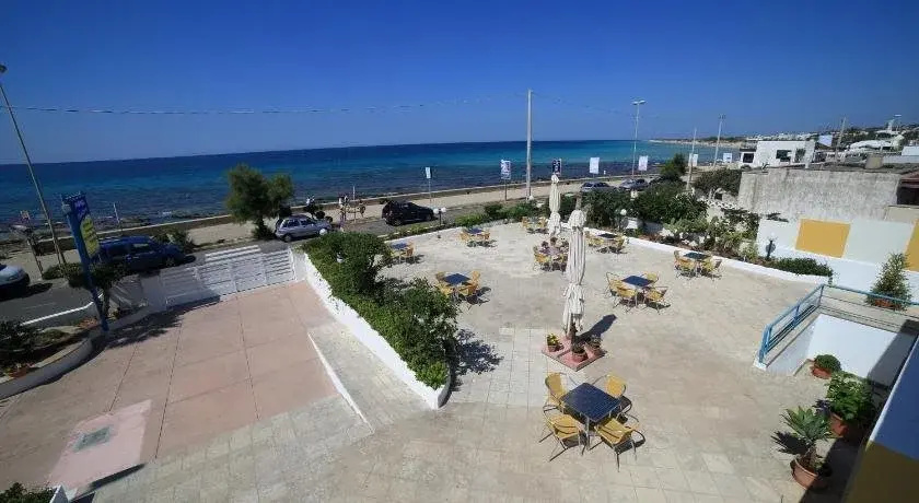 Beach & Waterfront