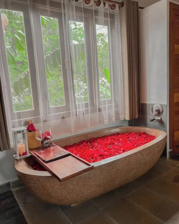 Suite with balcony