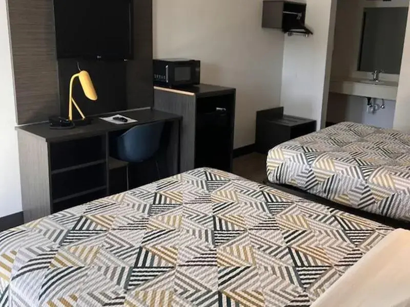 Quadruple Suite