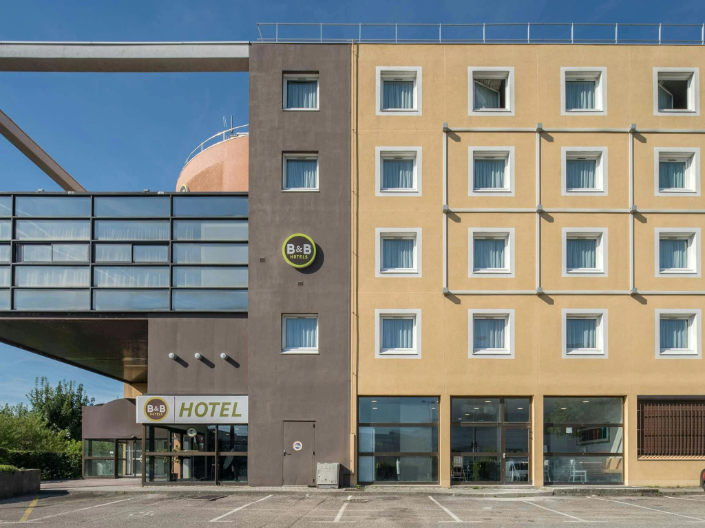 Voir la photo 1 — B&B HOTEL Grenoble Centre Verlaine