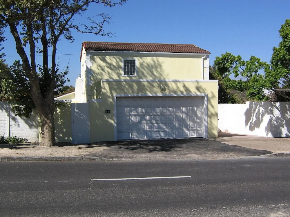 Charming Fully Fitted Double Storey Cottage Near Constantia Village