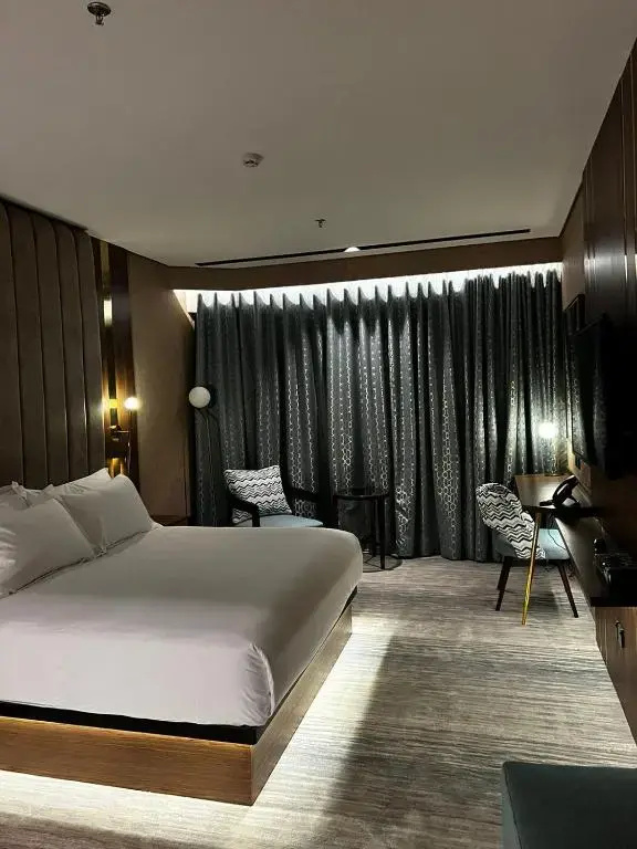 2 Bedrooms Suite