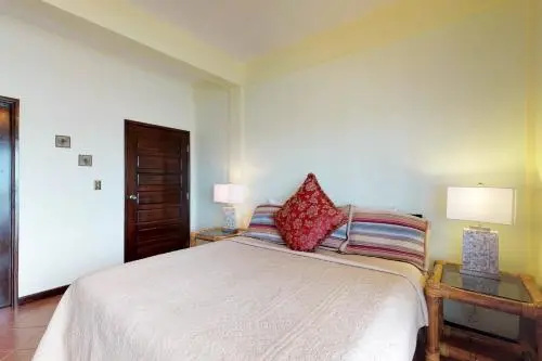 Suite H302 Mara Laguna