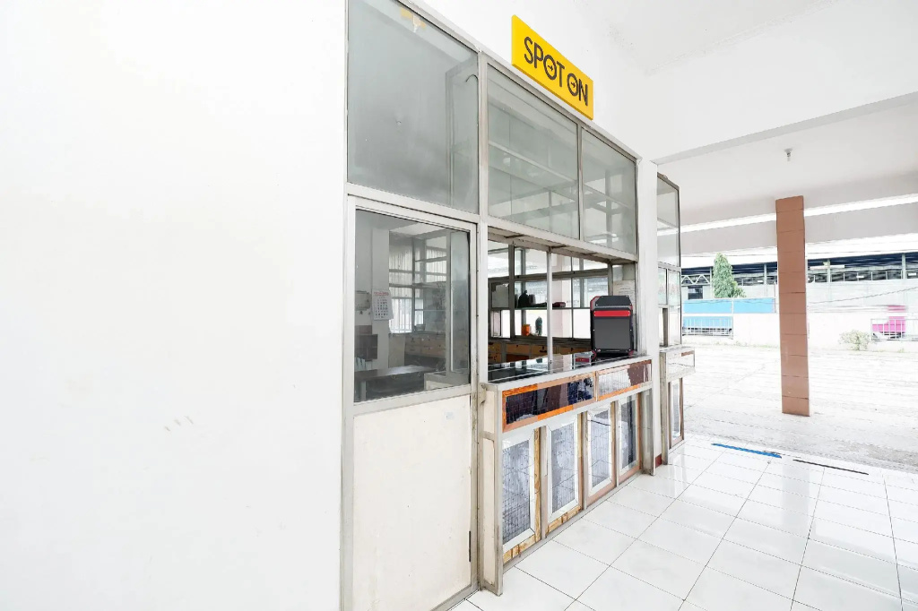 Hotel O Saudara