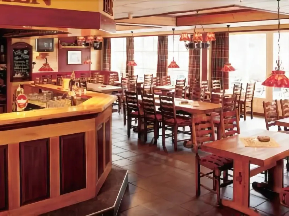 Food & Beverage