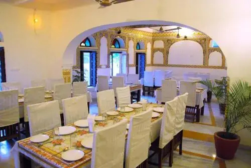 Radhika Haveli Hotel - Général