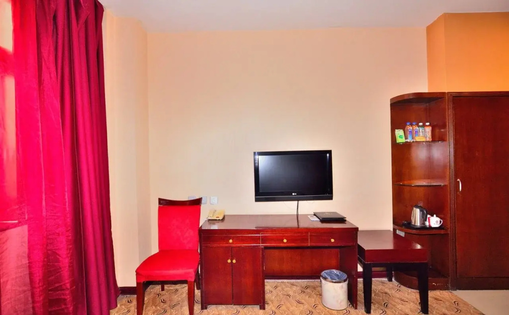 Baotou West Lake Hotel — фото 3