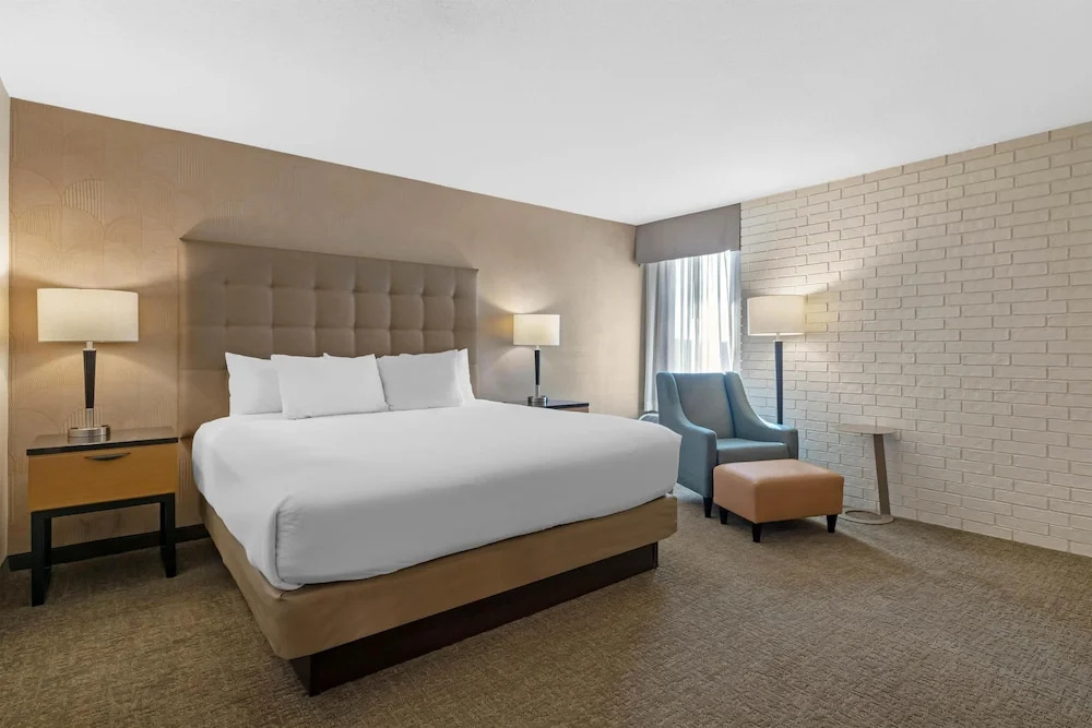 Drury Inn & Suites Joplin - Chambres