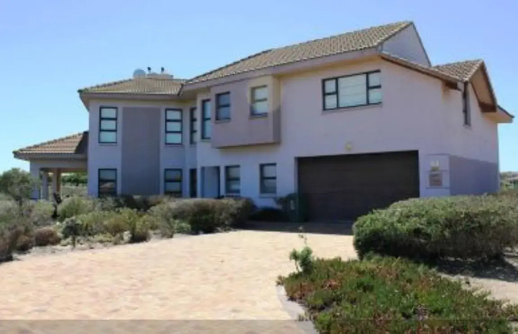 Mulligan House